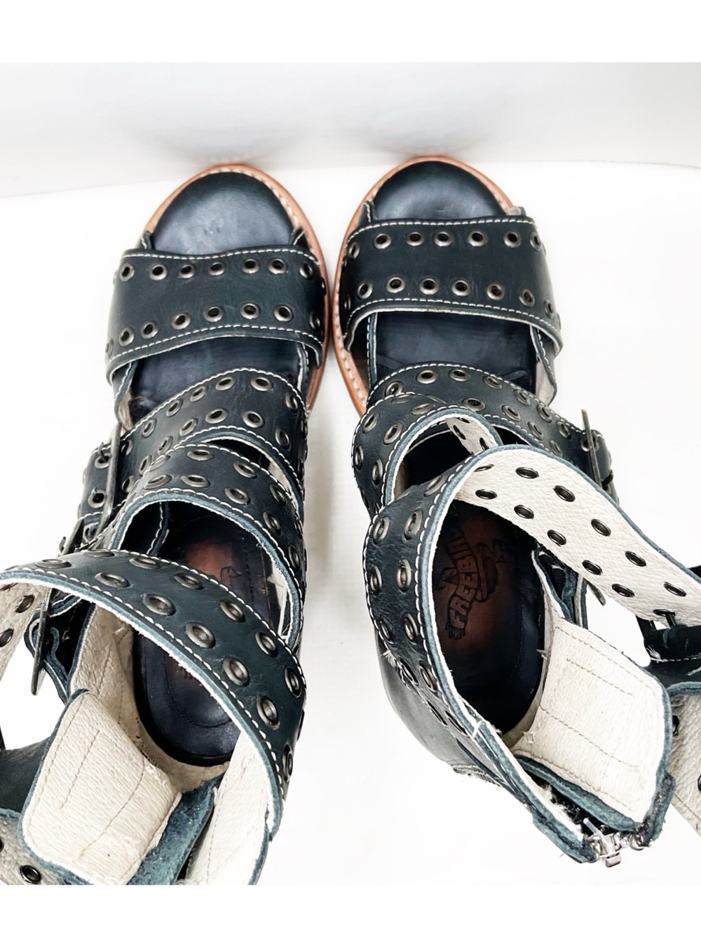 🆕{Freebird} Blake Gladiator Sandals - Picture 10 of 16